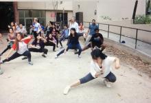 外國醫(yī)生來中國學中醫(yī)