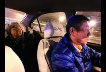 的哥連續十年接送老人去醫院透析：答應了就不反悔