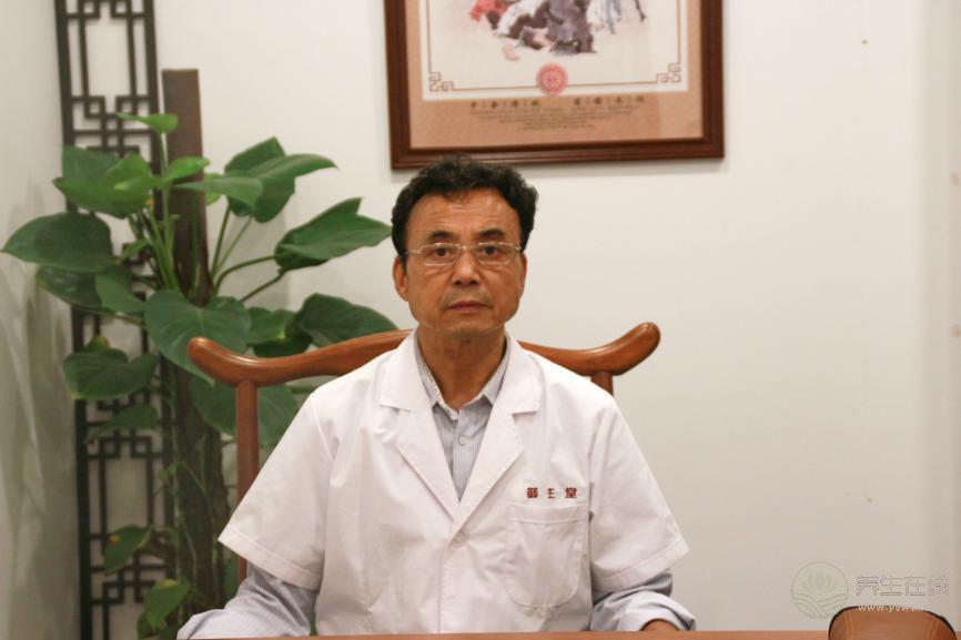 “脈神”邱旭峰教授 演繹中醫(yī)傳奇 “脈神”邱旭峰教授 演繹中醫(yī)傳奇