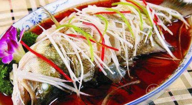 江蘇102歲老壽星從不吃補(bǔ)品，每天兩頓都吃它