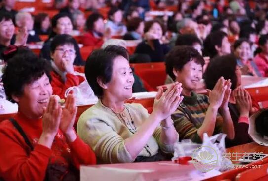 幸福養(yǎng)老！《頤養(yǎng)有道》公益養(yǎng)生講座在鄭舉辦