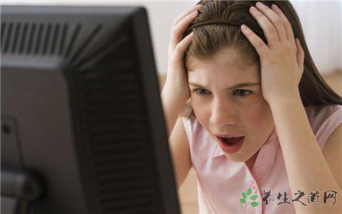 中國網民達8.29億 長時間上網的危害 中國網民達8.29億 長時間上網的危害