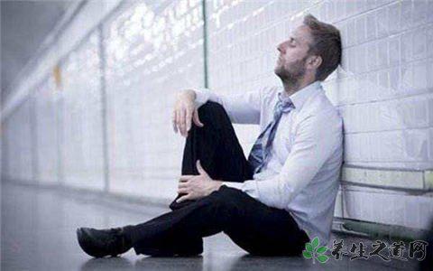 女警忙到偷偷抹淚 工作壓力大怎么辦 女警忙到偷偷抹淚 工作壓力大怎么辦