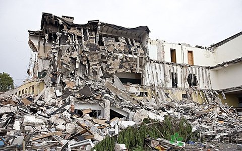 安徽民房頂棚坍塌 房屋坍塌如何自救 安徽民房頂棚坍塌 房屋坍塌如何自救