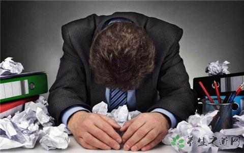 女警忙到偷偷抹淚 工作壓力大怎么辦 女警忙到偷偷抹淚 工作壓力大怎么辦