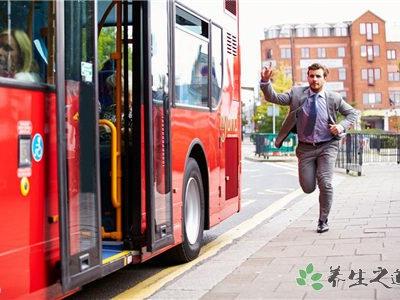 乘客打司機還投訴 如何文明乘車出行