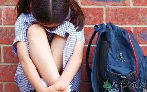 收走手機跳河輕生 遇到溺水怎么施救 收走手機跳河輕生 遇到溺水怎么施救