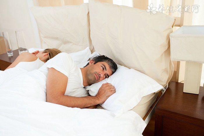 贛州精神病患者搶肉攤 精神病的早期癥狀