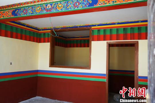 攜手民企送暖心服務 西藏婦聯“巾幗關愛”活動進寺廟