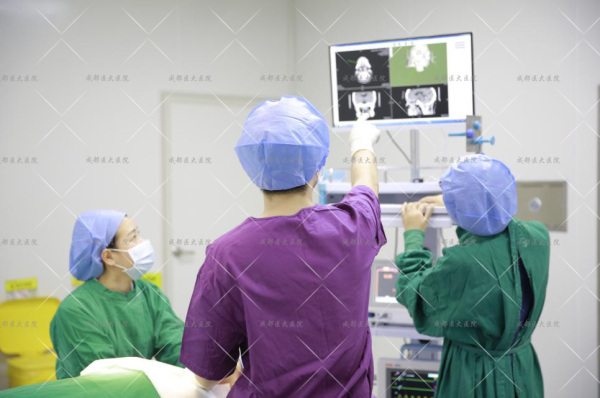 成都醫大醫院聯合北京專家會診活動圓滿結束-易網健康養生網 成都醫大醫院聯合北京專家會診活動圓滿結束