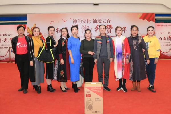 “紅舞瀟湘·禮贊中華”| 紅色旅游文化廣場舞大賽半決賽落幕！終極12強誕生