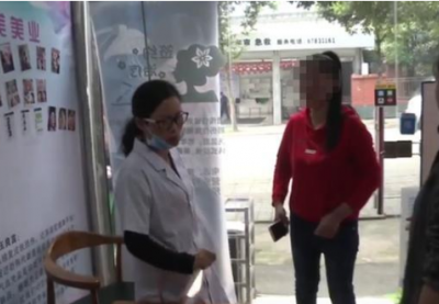 成都:莊美斑敏痘激素臉修復中心祛斑 剛回去臉上出現密密麻麻紅疹