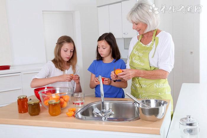 美國(guó)新冠肺炎超654萬(wàn)例 食品及其包裝會(huì)被新冠病毒污染嗎