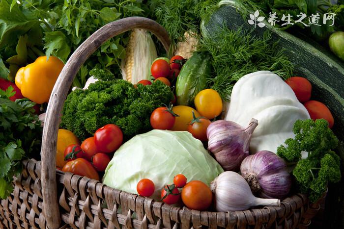 全球新冠日新增確診創(chuàng)紀錄 吃卷心菜能降低新冠死亡率嗎