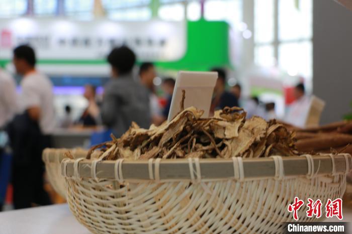 中藥材質量現狀堪憂 亟需有“地頭”到“床頭”的追溯