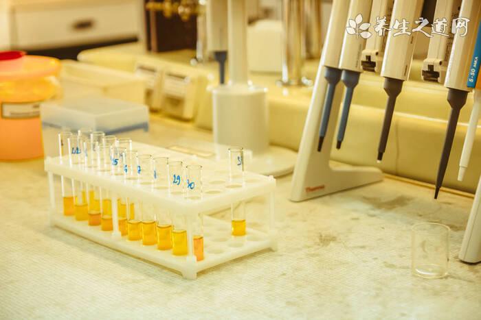 31省新增確診11例 雞尾酒療法可以治療新冠肺炎嗎-易網<a href=http://www.xllyou.com/ target=_blank class=infotextkey>健康養生</a>網 31省新增確診11例 雞尾酒療法可以治療新冠肺炎嗎