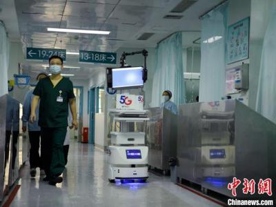 四川首個“5G+醫(yī)療機(jī)器人+VR”探視系統(tǒng)正式啟用