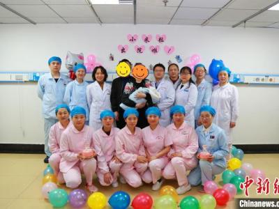 皮膚薄如紙體重780g 湖北一超早產兒經救治順利脫險