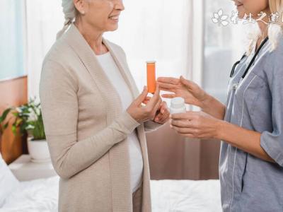 兒子突然回家發(fā)現(xiàn)父母都病了 中老年人要預(yù)防什么病