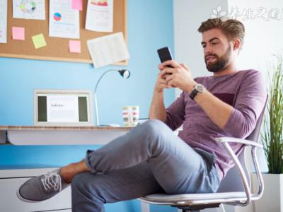 大學(xué)生刷短視頻刷出腱鞘炎 腱鞘炎如何護(hù)理