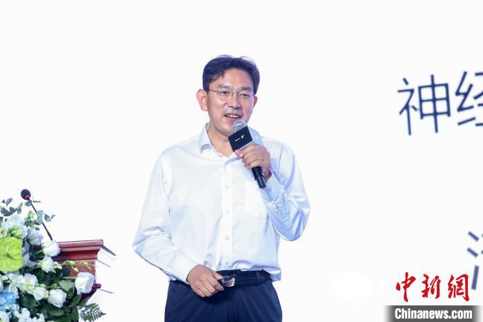 首屆“腦科學(xué)開(kāi)放日”在京舉行 多領(lǐng)域?qū)＜夜蔡侥X科學(xué)