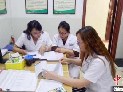 女醫生田間地頭宣講“兩癌”篩查:婦女觀念轉變,更主動了