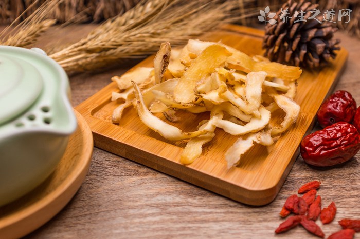 慶豐包子鋪顧客排到400多號 排隊半小時為合影