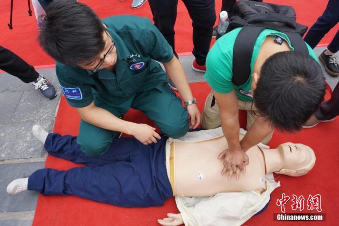 我國每年猝死人數(shù)高達(dá)55萬 心塞真的能要命！