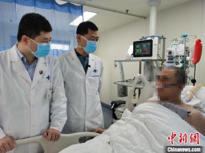 西安交大一附院成功救治罕見(jiàn)先天性胸骨裂合并先心病患者