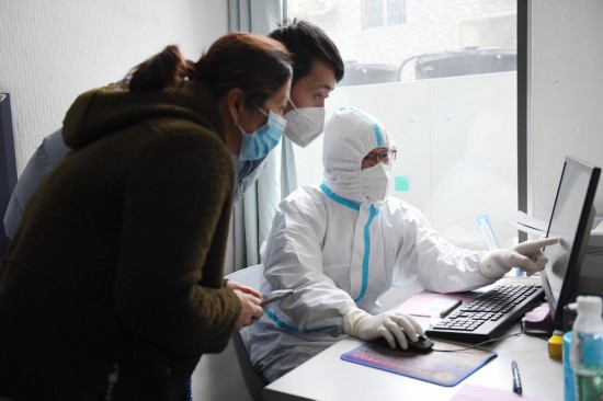 堅持人民至上,疫情下就醫有制度也有溫度-易網健康<a href=http://www.xllyou.com/jkys/ target=_blank class=infotextkey>養生</a>網 堅持人民至上,疫情下就醫有制度也有溫度