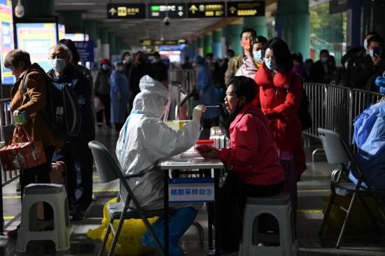 堅持人民至上,疫情下就醫有制度也有溫度-易網健康養生網 堅持人民至上,疫情下就醫有制度也有溫度