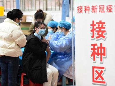 新冠疫苗作用多大?為何啟動序貫加強(qiáng)免疫?權(quán)威專家詳解疫苗接種熱點(diǎn)