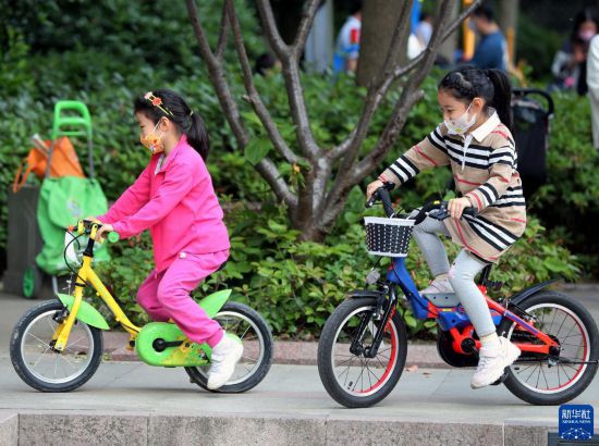 扎扎實實朝著防控目標邁進——寫在上海實現(xiàn)社會面清零之際-易網(wǎng)健康養(yǎng)生網(wǎng) 扎扎實實朝著防控目標邁進——寫在上海實現(xiàn)社會面清零之際