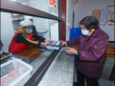 全力守護2.67億多老年人健康養老——2021年度國家老齡事業發展公報透視