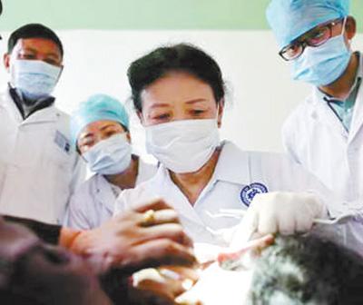 46年堅守“護牙”一線(講述·一輩子一件事)-易網<a href=http://www.xllyou.com/ target=_blank class=infotextkey>健康養生</a>網 46年堅守“護牙”一線(講述·一輩子一件事)