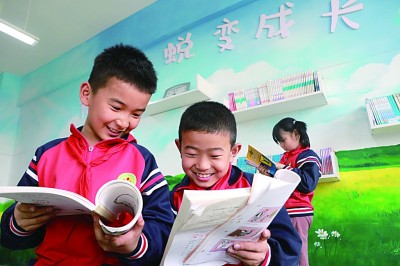 精心呵護學生身心健康-易網<a href=http://www.xllyou.com/ target=_blank class=infotextkey>健康養生</a>網 精心呵護學生身心健康