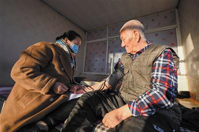 加快健全老年人健康支撐體系