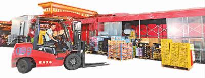 越來(lái)越多進(jìn)口水果擺上“中國(guó)果盤(pán)”（探訪(fǎng)“水果大國(guó)”消費(fèi)新趨勢(shì)（上））