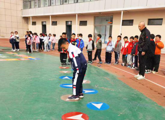 中小學(xué)生每天在校運動時間如何達到2小時?——來自河北多地校園的走訪觀察-易網(wǎng)健康<a href=http://www.xllyou.com/jkys/ target=_blank class=infotextkey>養(yǎng)生</a>網(wǎng) 中小學(xué)生每天在校運動時間如何達到2小時?——來自河北多地校園的走訪觀察