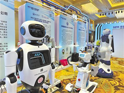 養老機器人四大痛點尚需破解-易網健康<a href=http://www.xllyou.com/jkys/ target=_blank class=infotextkey>養生</a>網 養老機器人四大痛點尚需破解