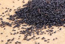 年紀輕輕就長了白頭發?3個小方法或許能幫你……