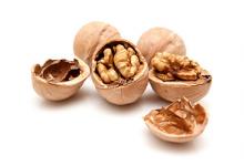 名中醫怎么養血管？每天3顆生核桃，血管很干凈！