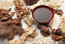 三味中藥泡水喝,中老年人健腦益力,腿腳靈活