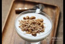 酸奶味道好,營(yíng)養(yǎng)豐富,會(huì)吃更健康