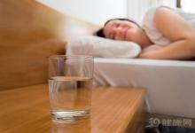 晚上一直起夜，暗示身體有3種“大病”！男人要清楚