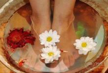 糖尿病人怎么泡腳才不會“爛腳”?