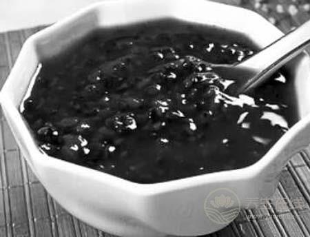多吃黑米粥好處多  黑米粥的做法