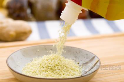 雞精和味精有什么不同?它們的成分一樣嗎 雞精和味精有什么不同?它們的成分一樣嗎