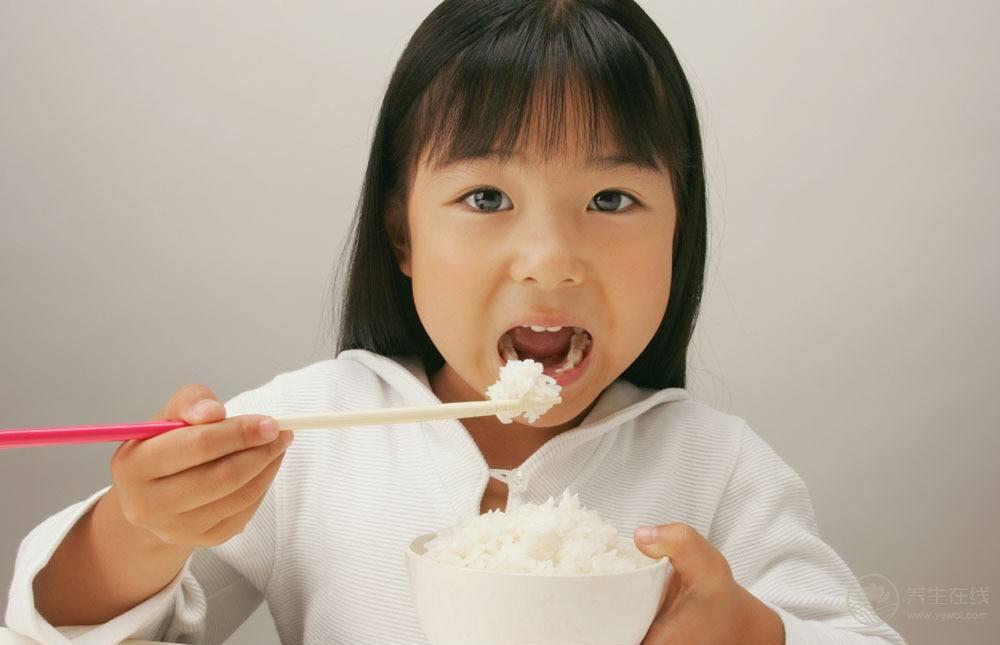 飯后這幾件事情千萬別做,不然惹出一身的毛病 飯后這幾件事情千萬別做,不然惹出一身的毛病