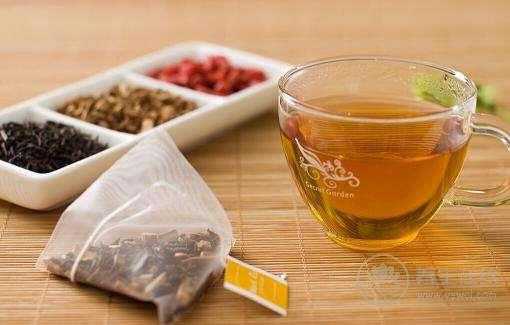 喝茶要警惕十八禁忌 忌飯前后大量飲茶 喝茶要警惕十八禁忌 忌飯前后大量飲茶